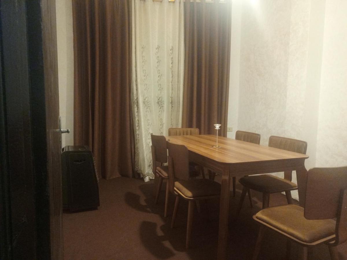 Jarajreh Apartments/ Hotel Эль-Карак Экстерьер фото
